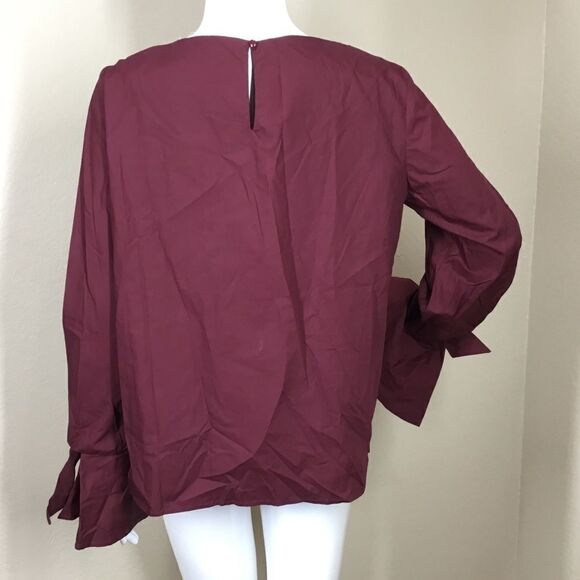 Soprano Tie Detail Bell-Sleeve Keyhole Blouse C4 - Picture 2 of 8